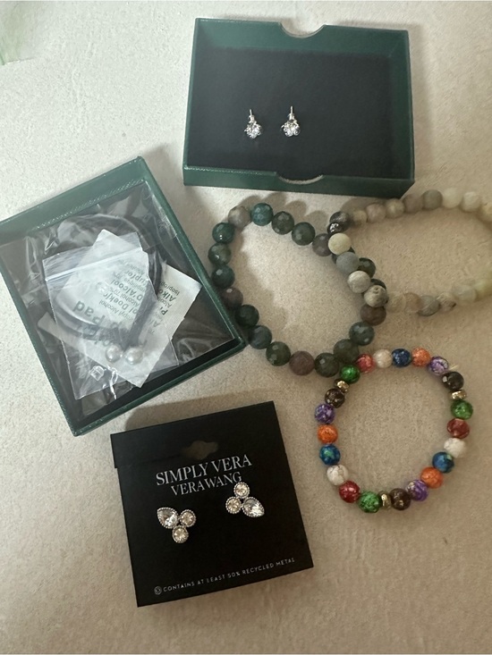 Jewelry - JEWELRY BUNDLE